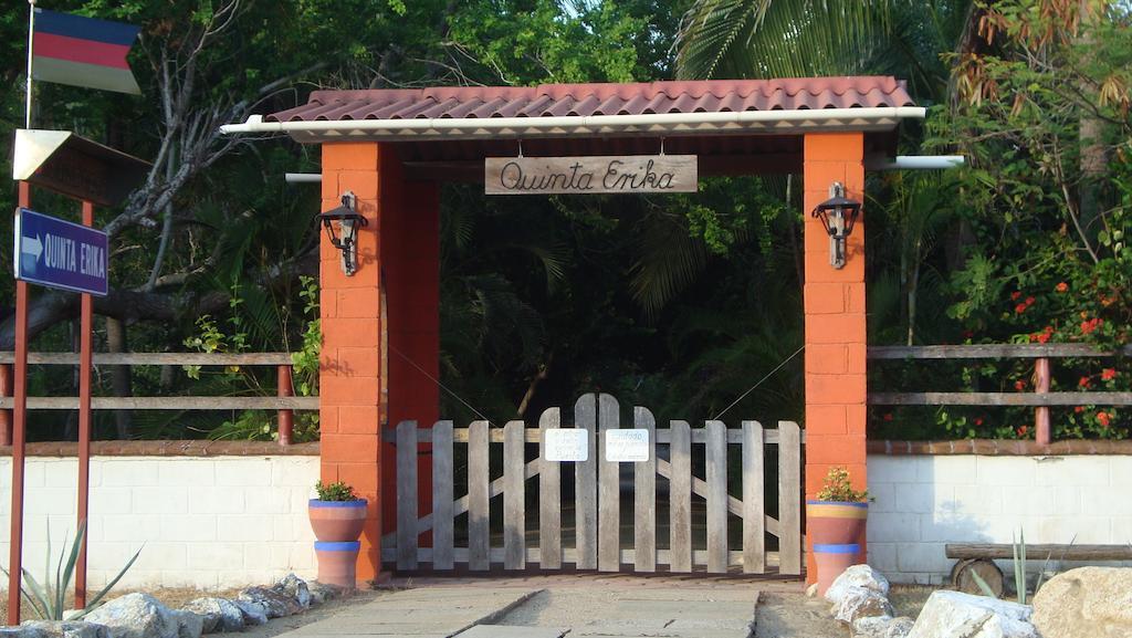 Quinta Erika Boutique Hotel By Rotamundos Coyuca de Benitez Ngoại thất bức ảnh